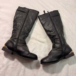 Top Moda Women's Black Knee-High Riding Boots